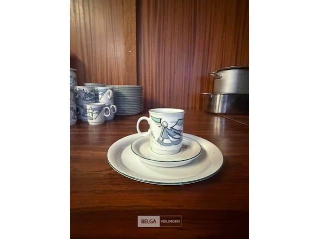 Partij tassen + ondertassen - afbeelding 3 van  3