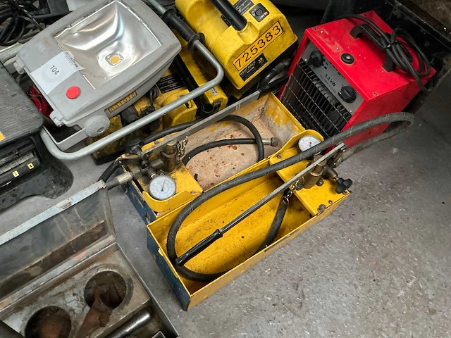 Partij te herstellen machines - afbeelding 5 van  17