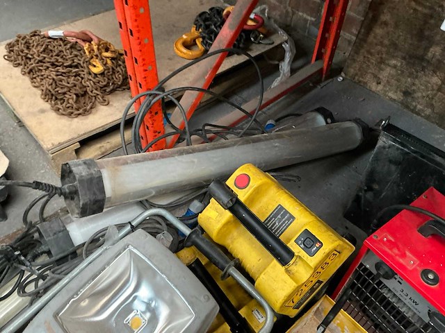 Partij te herstellen machines - afbeelding 7 van  17