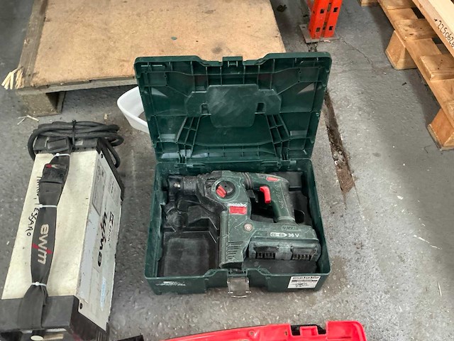 Partij te herstellen machines - afbeelding 8 van  8