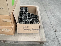 Partij tegeldragers en toebehoren - afbeelding 2 van  7