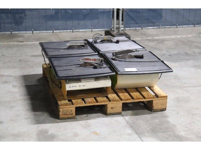 Partij tegelzaagmachines dimas elektrisch - afbeelding 1 van  1