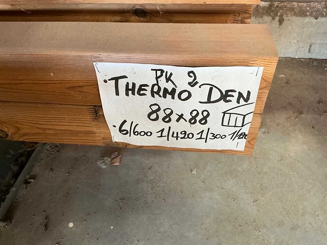 Partij thermowood dennen balken - afbeelding 7 van  9