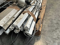 Partij tl armatuur + lampen - afbeelding 4 van  8