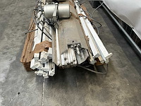 Partij tl armatuur + lampen - afbeelding 7 van  8