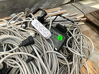 Partij tl lampen,spots en verlengkabels - afbeelding 3 van  7