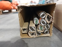 Partij toebehoren elektriciteit - afbeelding 4 van  26