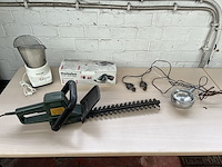 Partij toestellen w.o. haagzaag en lamp - afbeelding 1 van  4