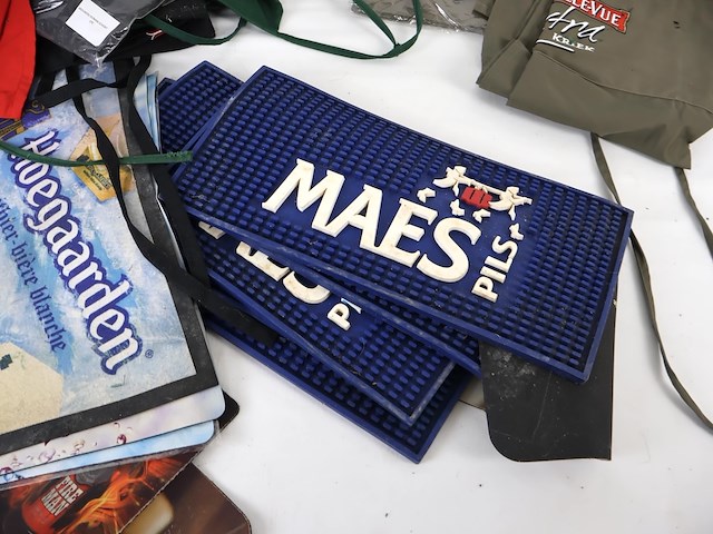 Partij toogmatten & schorten - afbeelding 3 van  5