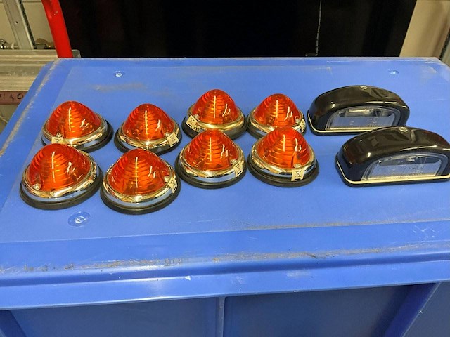 Partij toplampen en kenteken verlichtingen voor truck/aanhangwagen 10stuks - afbeelding 1 van  1