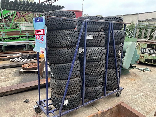 Partij tractorbanden - afbeelding 6 van  19