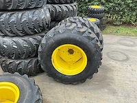 Partij tractorbanden - afbeelding 13 van  19