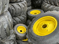 Partij tractorbanden - afbeelding 17 van  19