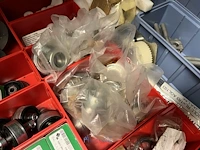 Partij transportband- en aandrijfonderdelen - afbeelding 37 van  83