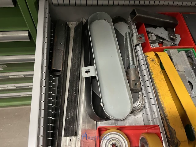 Partij transportband- en aandrijfonderdelen - afbeelding 39 van  83