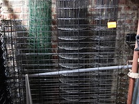 Partij tuingaas+ draadpanelen - afbeelding 1 van  3