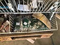 Partij tuinhek toebehoren - afbeelding 3 van  20