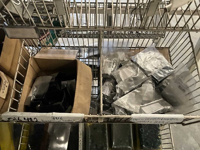 Partij tuinhek toebehoren - afbeelding 7 van  20