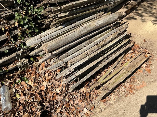 Partij tuinhekwerk op rol - afbeelding 3 van  3