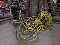 Partij tuinslang + houder - afbeelding 1 van  2