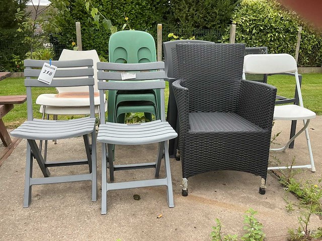 Partij tuinstoelen (12x) - afbeelding 1 van  1
