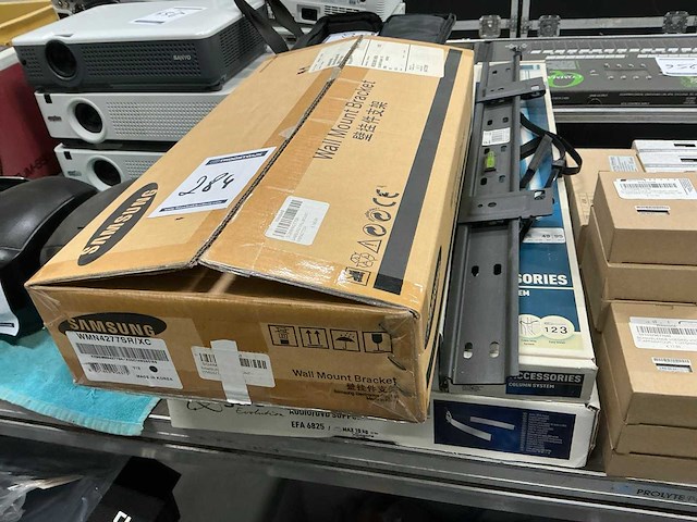 Partij tv beugels - afbeelding 1 van  3