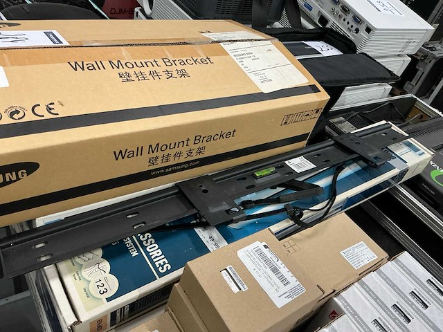 Partij tv beugels - afbeelding 3 van  3