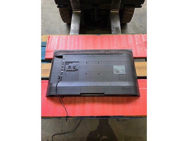 Partij tv monitors - afbeelding 4 van  13