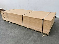 Partij unilin mdf-platen 3055x1225x10mm 56 stuks nieuw - afbeelding 1 van  1