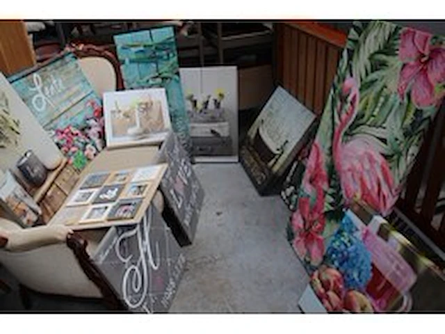 Partij v 12 diverse kaders / prints - afbeelding 1 van  5