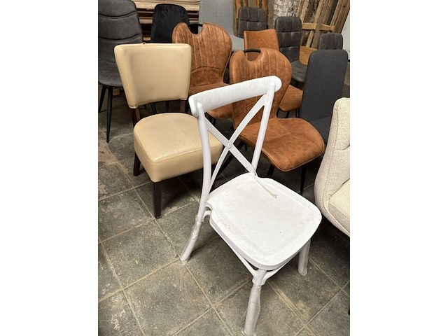 Partij v 30 stoelen - afbeelding 2 van  5