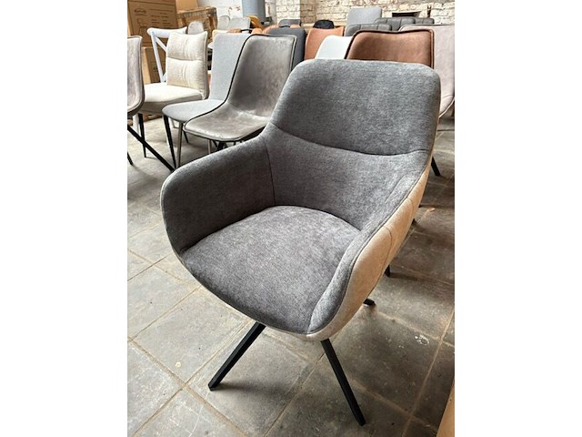 Partij v 30 stoelen - afbeelding 3 van  5