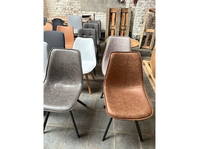 Partij v 30 stoelen - afbeelding 5 van  5