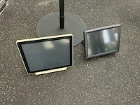 Partij van 3 beeldschermen – philips tv op verrijdbare standaard en 2 monitors - afbeelding 3 van  6
