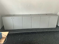Partij van 3 lage opbergkasten met dubbele deuren – grijs - afbeelding 1 van  4