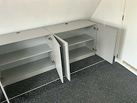Partij van 3 lage opbergkasten met dubbele deuren – grijs - afbeelding 4 van  4
