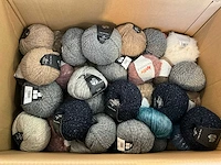 Partij van 378 diverse brei en haakgarens - afbeelding 23 van  24