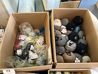 Partij van 378 diverse brei en haakgarens - afbeelding 4 van  24