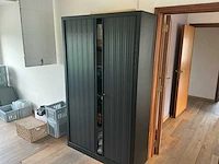 Partij van 4 metalen roldeurkasten – diverse afmetingen en kleuren - afbeelding 7 van  9