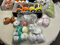 Partij van 600 diverse brei en haakgarens - afbeelding 34 van  34