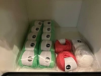 Partij van 707 diverse brei en haakgarens - afbeelding 19 van  31