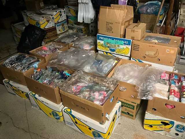 Partij van kinderkledij, badmode voor heren en dames (6435x) - afbeelding 9 van  14