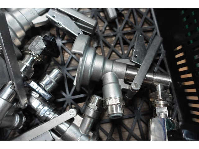 Partij vataansluitingen - afbeelding 2 van  6