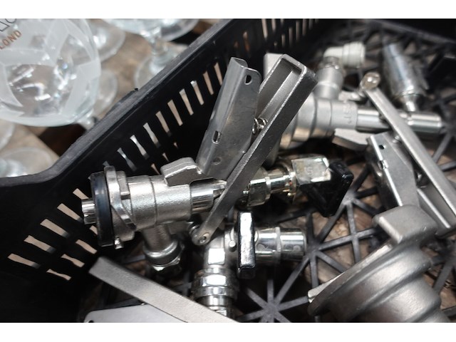 Partij vataansluitingen - afbeelding 3 van  6