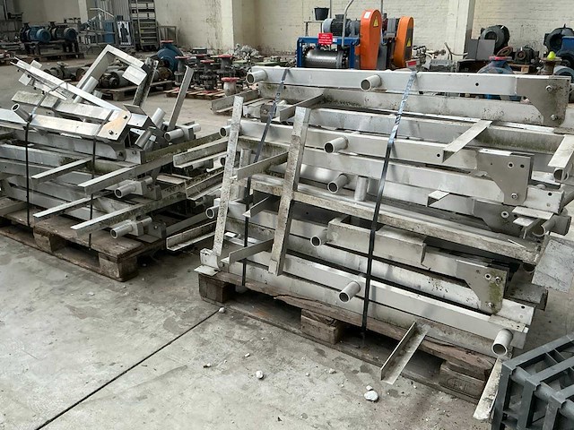Partij veiligheidsleuningen - safety and marking (136x) - afbeelding 3 van  5
