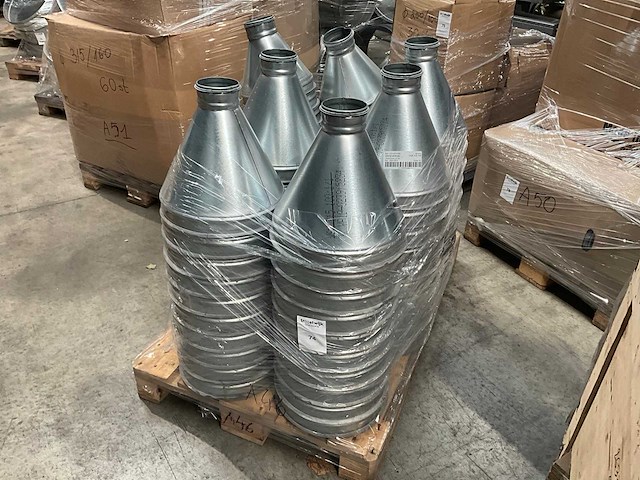 Partij ventilatie koppelstukken - afbeelding 1 van  2