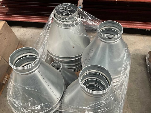 Partij ventilatie koppelstukken - afbeelding 3 van  3