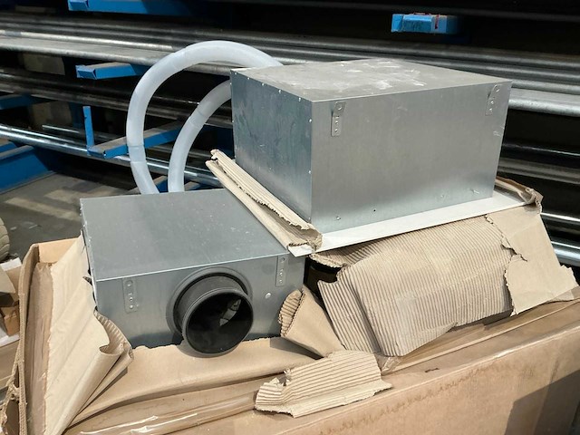 Partij ventilatieboxen - afbeelding 3 van  3