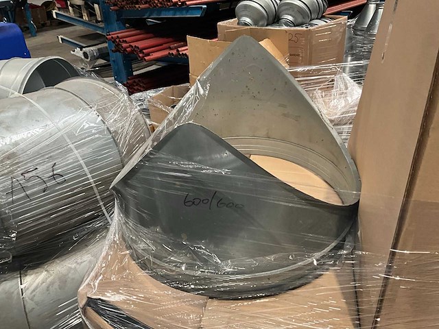 Partij ventilatiekanaal en koppelingen - afbeelding 9 van  10