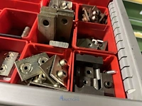 Partij verdeelblokken, koppelingen en industriële slangen - afbeelding 17 van  73